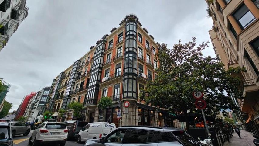 Piso en venta en Bilbao, Ensanche photo 0