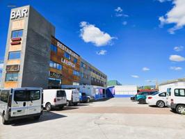 Local comercial en venta en Pamplona, Poligono Agustinos photo 0