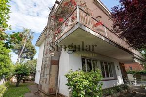 Duplex en venta en Castelldefels, Lluminetes photo 0