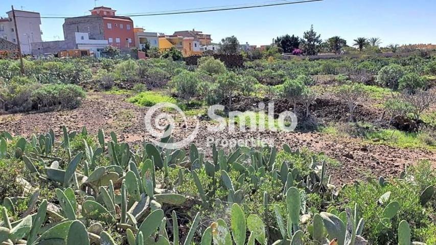Terreno en venta en Arona photo 0