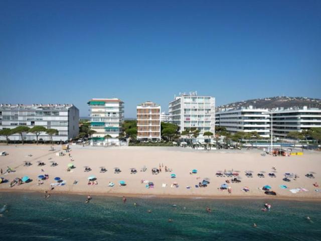 Apartamento en venta en Castell-Platja d'Aro photo 0