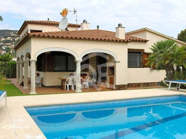 Chalet en venta en Calonge, Vescomptat Cabanyes photo 0