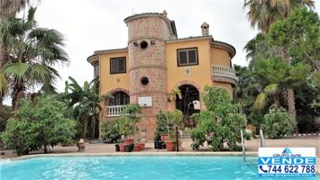 Chalet en venta en Gandia, Playa de Gandia photo 0