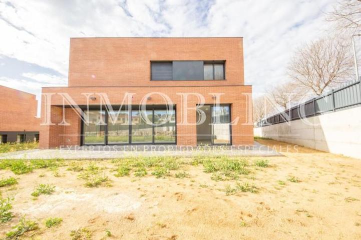 Casa en venta en Mataró, Urb. can quirze photo 0