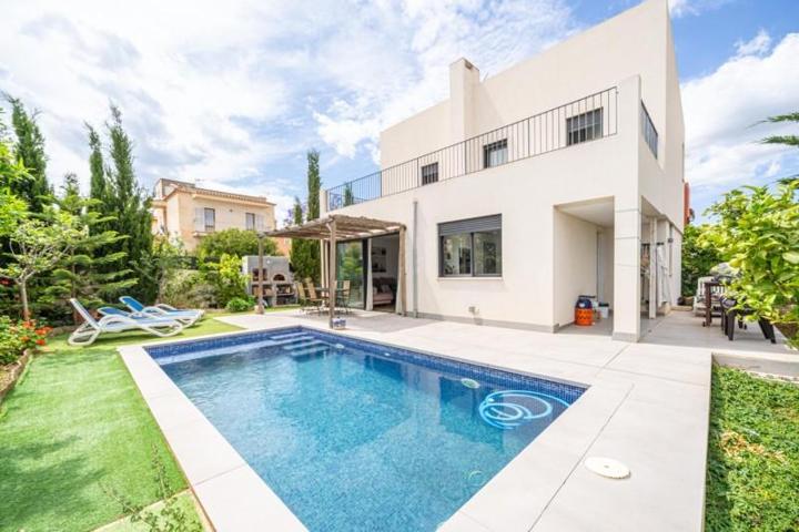 Chalet en venta en Calvia, Son Ferrer photo 0