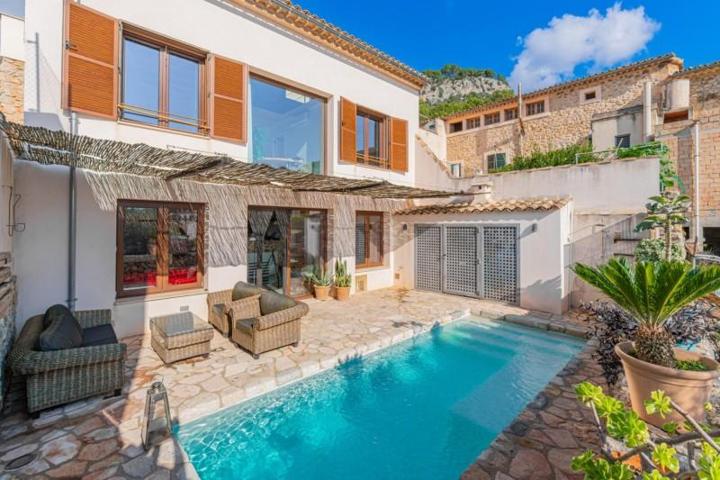 Casa en venta en Selva, Caimari photo 0