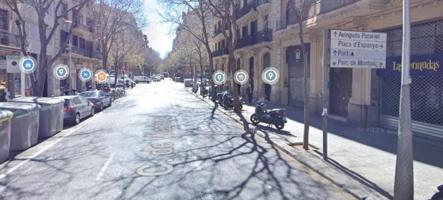 Local comercial en venta en Barcelona, Sant Antoni photo 0