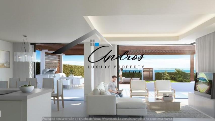 Apartamento en venta en Estepona, El Padron photo 0