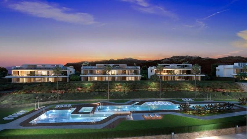 Planta baja en venta en Marbella, Los Monteros photo 0