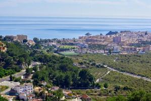 Terreno en venta en Almuñécar, Paseo de Velilla (Almuñecar) photo 0