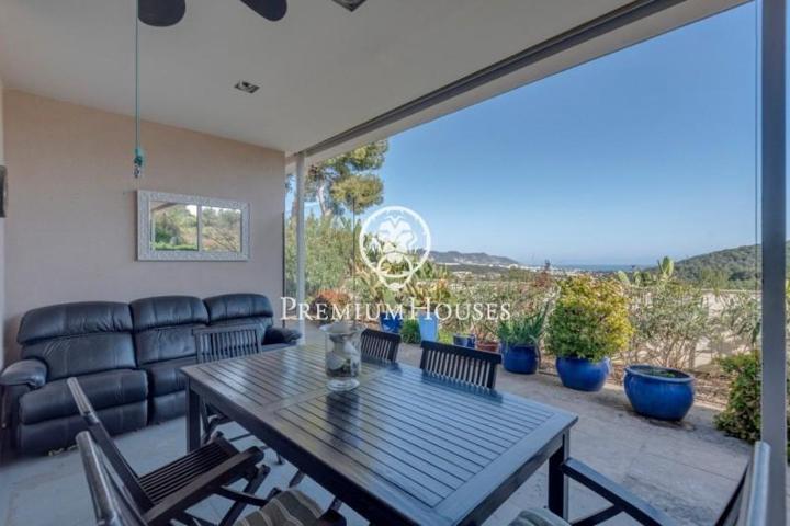 Casa en venta en Sant Pere de Ribes, Els Cards photo 0