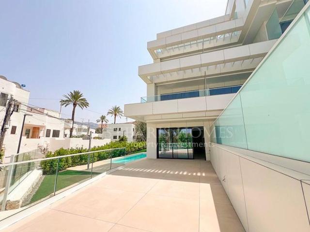 Apartamento en venta en Denia photo 0