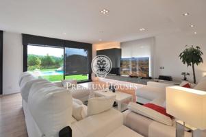 Casa en venta en Vallromanes, Golf photo 0