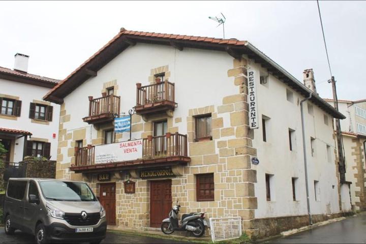 Casa con terreno en venta en Donostia-San Sebastián, Igeldo photo 0