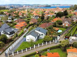 Chalet en venta en Gijón, Somió photo 0