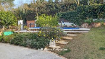 Chalet en venta en Sant Cugat del Vallès photo 0