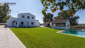 Casa con terreno en venta en Espartinas, Espartinas photo 0