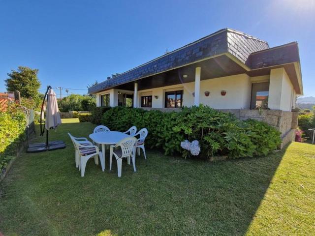 Chalet en venta en Nigrán, Nigrán, Playa América photo 0