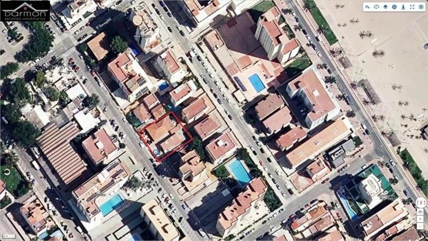 Chalet en venta en Gandia, Playa de Gandia photo 0