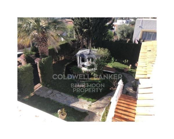 Chalet en venta en Santa Eulària des Riu photo 0