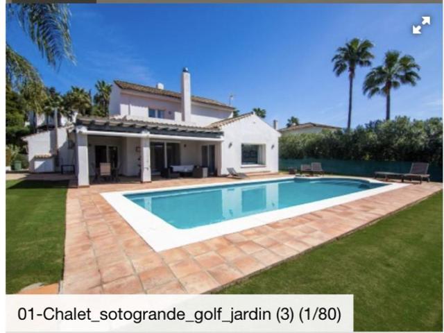 Chalet en venta en Sotogrande photo 0