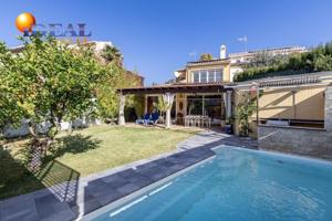 Casa en venta en Granada, El serrallo photo 0