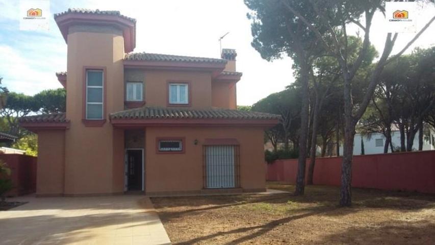 Chalet en venta en Chiclana de la Frontera, 1ª pista de La Barrosa photo 0