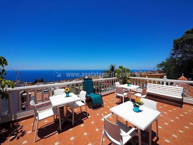 Chalet en venta en Icod de los Vinos, Tenerife North photo 0