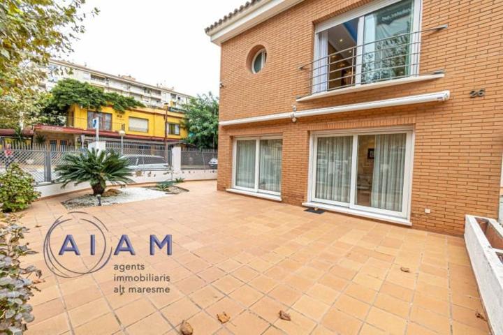 Casa en venta en Calella, Turisme photo 0