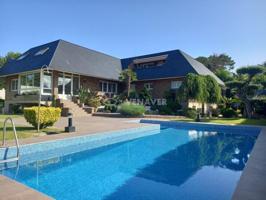 Chalet en venta en Nigrán photo 0