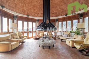 Chalet en venta en Teià photo 0