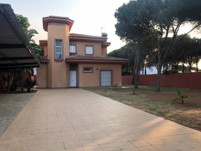 Chalet en venta en Chiclana de la Frontera, Sanctipetri photo 0