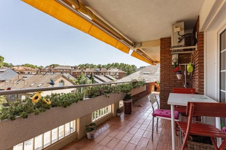 Atico Duplex en venta en Sant Cugat del Vallès, Eixample photo 0