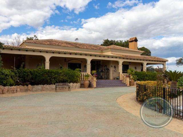 Chalet en venta en Elche photo 0