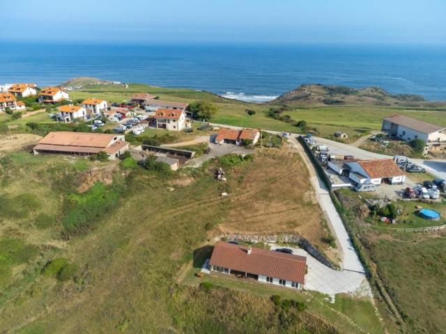 Terreno en venta en San Vicente de la Barquera, Playa oyambre photo 0