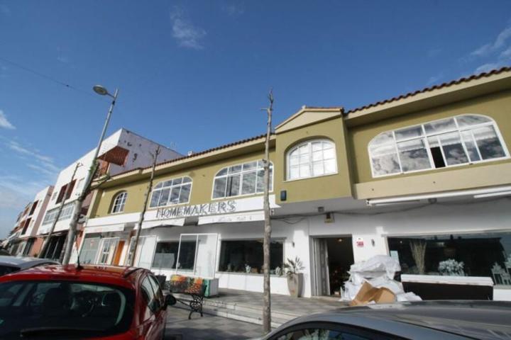 Local comercial en venta en San Roque photo 0