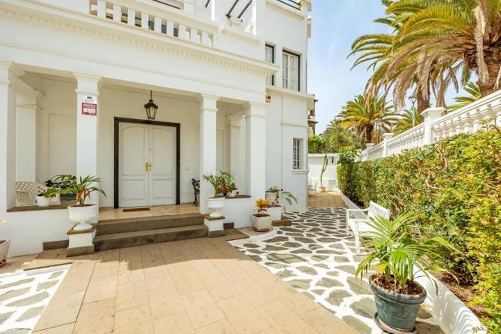 Chalet en venta en Las Palmas de Gran Canaria, Ciudad Jardín photo 0