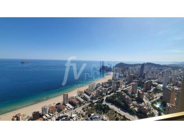 Apartamento en venta en Benidorm photo 0
