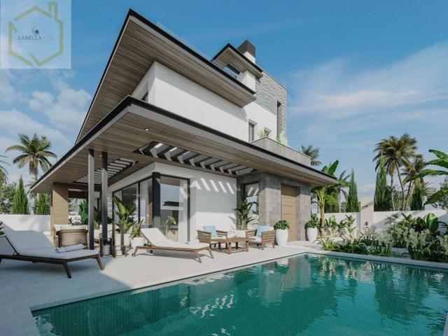 Chalet en venta en Mijas photo 0