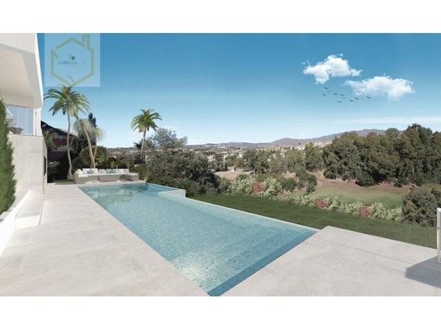 Chalet en venta en Mijas photo 0