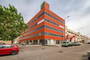 Oficina en venta en Madrid, Rejas photo 0