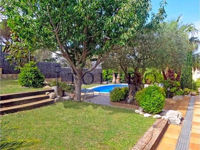 Chalet en venta en Santa Cristina d'Aro, Carrer de Sant Grau, 17246 photo 0