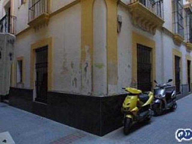Casa en venta en Sevilla, Arenal - Museo photo 0