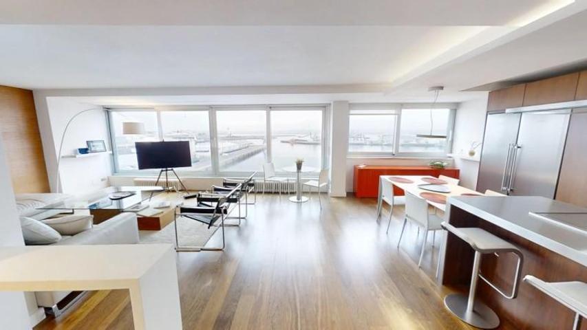 Piso en venta en A Coruña, Ensanche photo 0