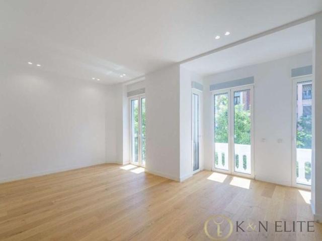 Piso en venta en Madrid photo 0