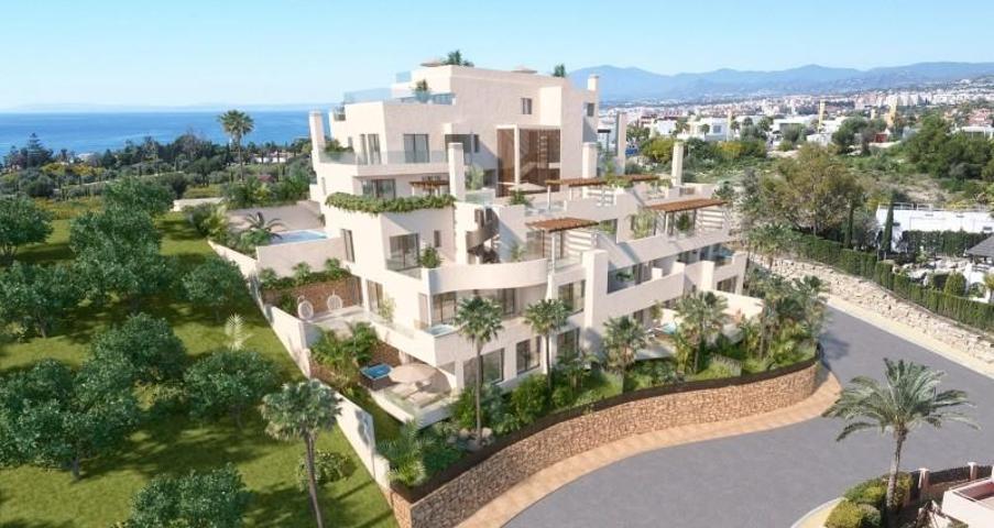 Piso en venta en Marbella, Rio real photo 0