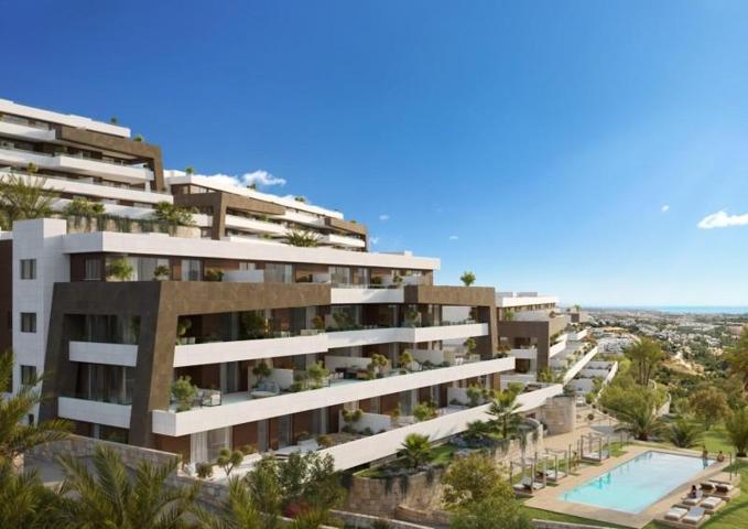 Apartamento en venta en Estepona, New Golden Mile photo 0