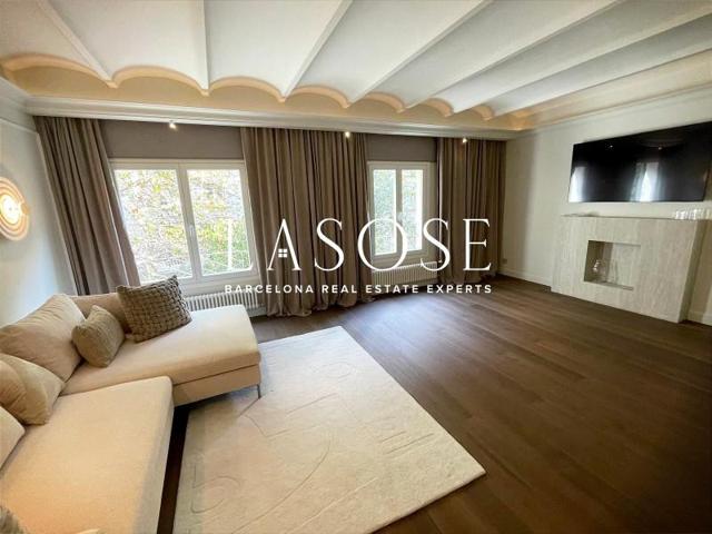 Piso en venta en Barcelona, L´Antiga Esquerra de l´Eixample photo 0