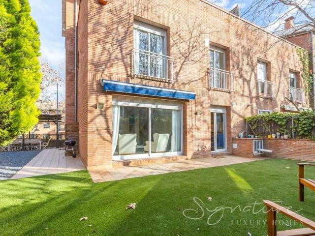 Bungalow en venta en Sant Cugat del Vallès photo 0