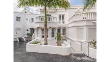 Adosada en venta en Adeje, Fañabe photo 0